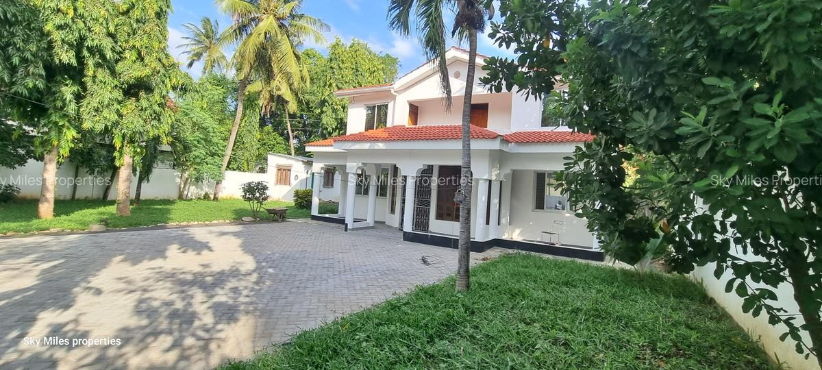 5 Bed House with En Suite at Mtwapa - 5
