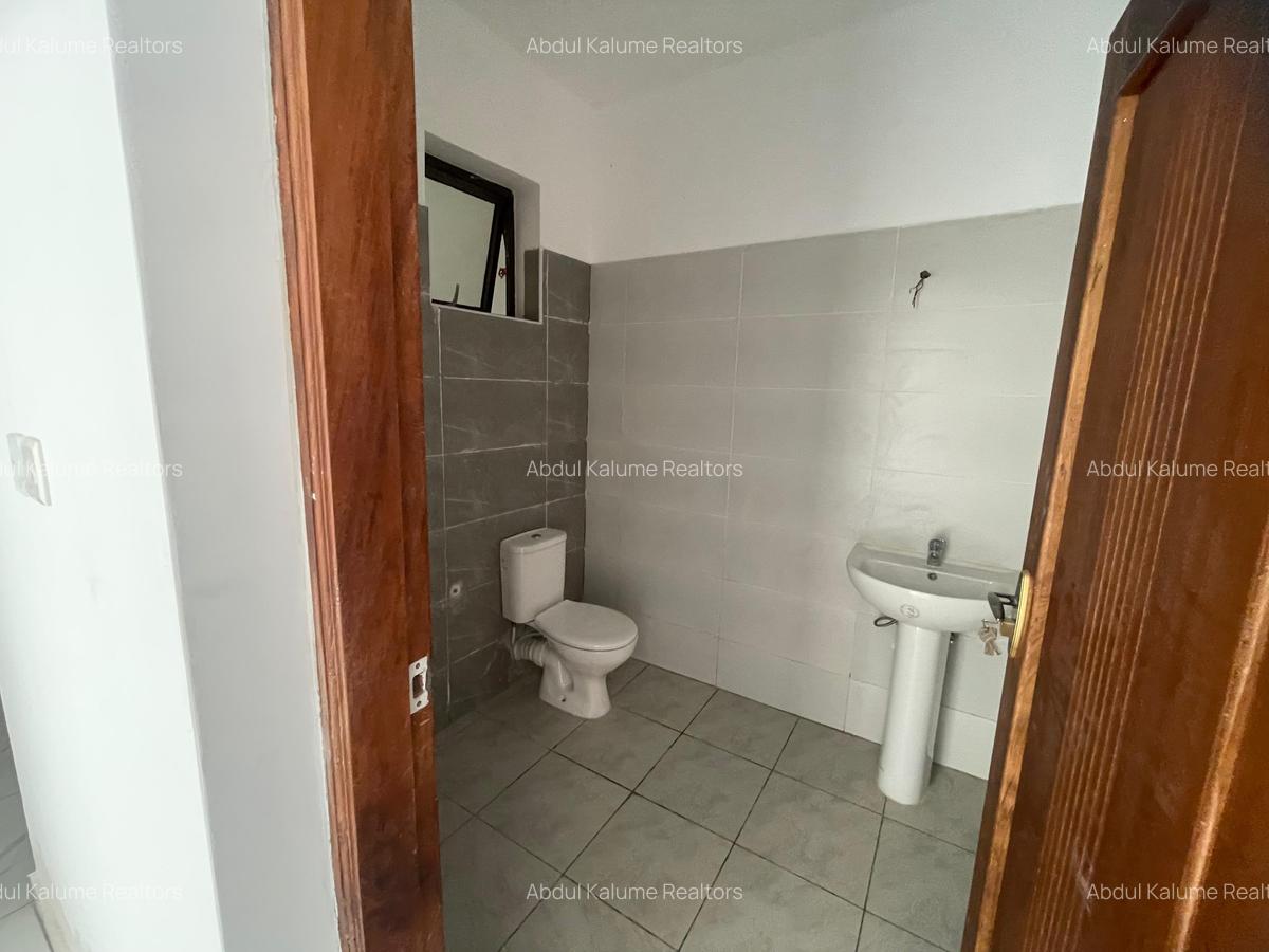 Serviced 3 Bed Apartment with En Suite at Bamburi - 7