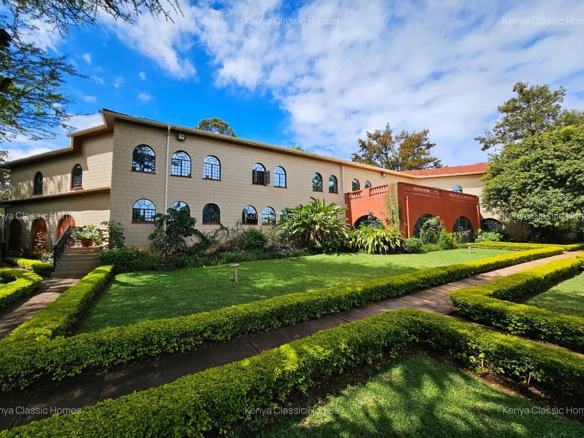 10 Bed House with En Suite at Runda - 5