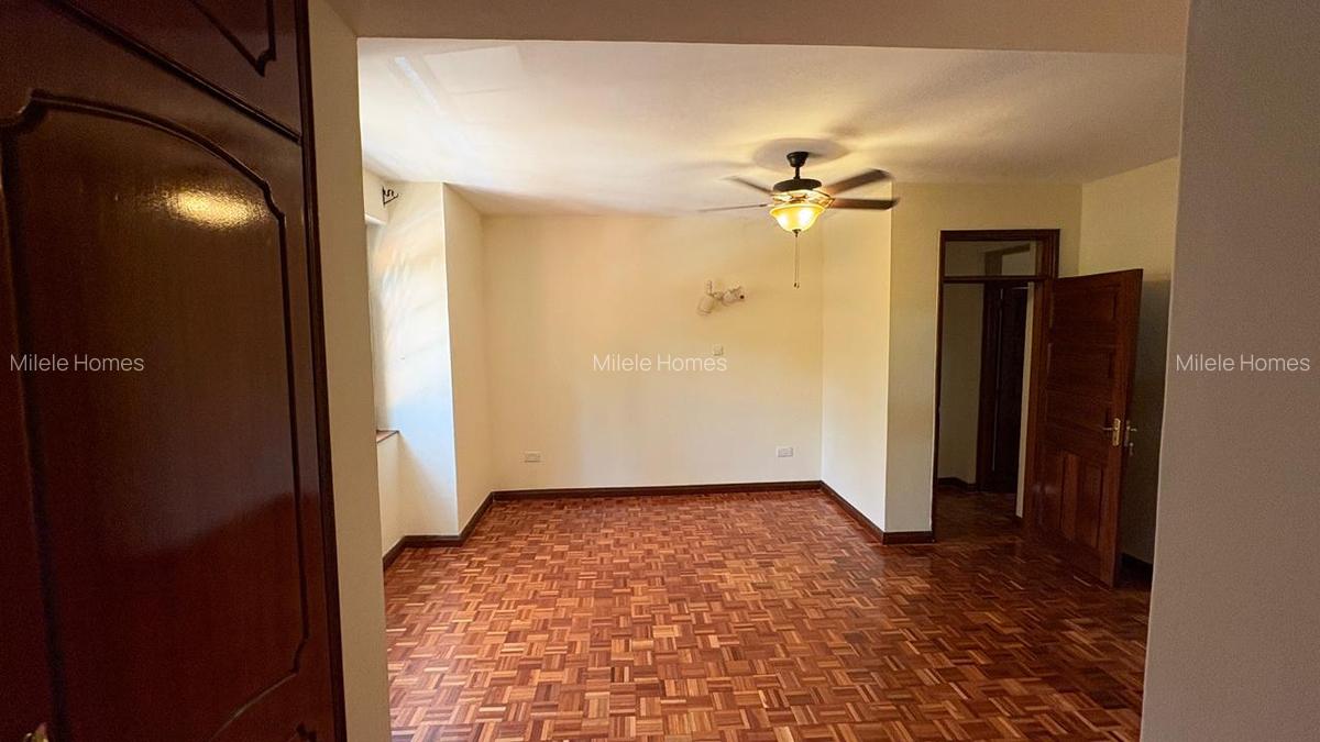 6 Bed Villa with En Suite at Eliud Mathu - 12