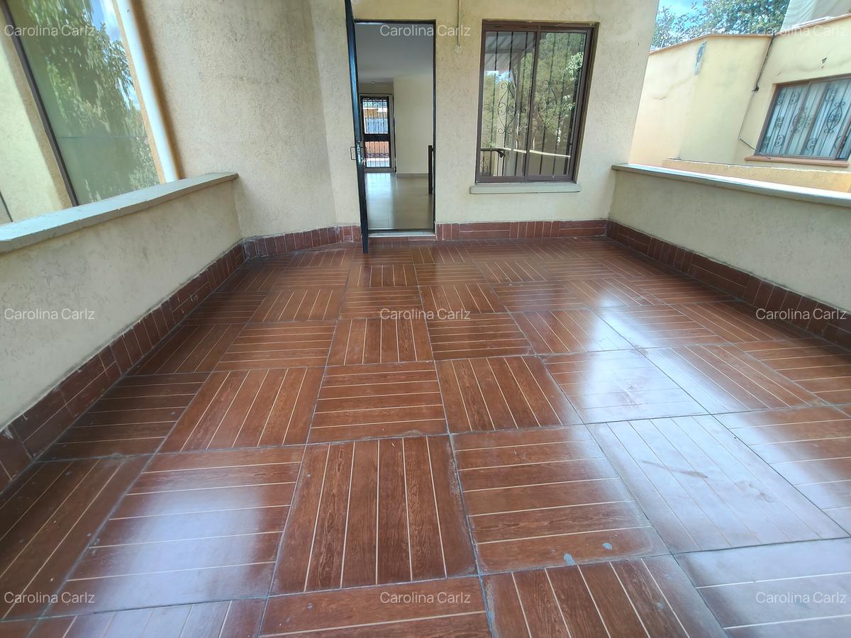 5 Bed House with En Suite in Westlands Area - 18