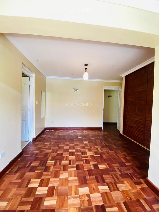 5 Bed Townhouse with En Suite in Kileleshwa - 14