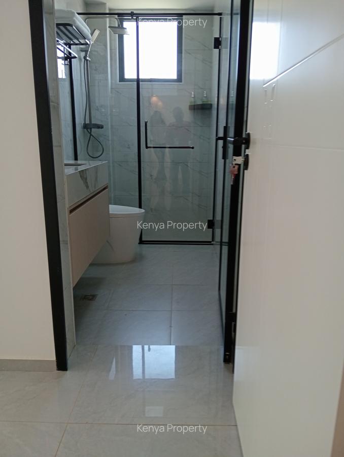 2 Bed Apartment with Swimming Pool at Wood Avenue - 4