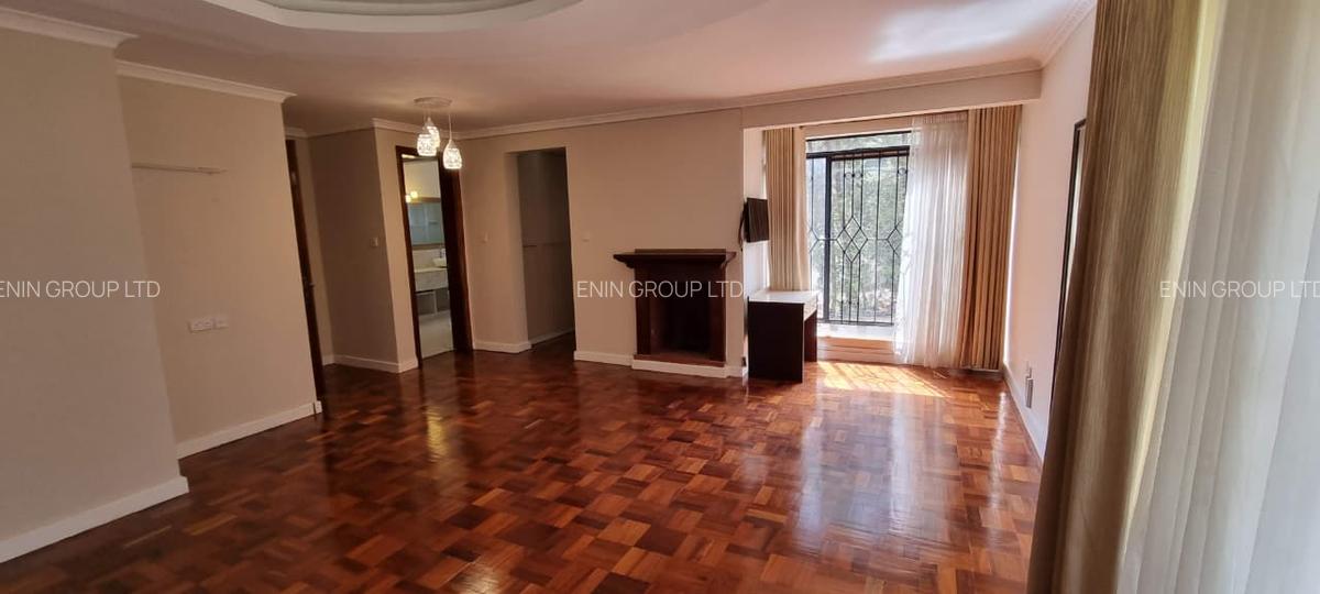 4 Bed Townhouse with En Suite at Lavington Mall - 7