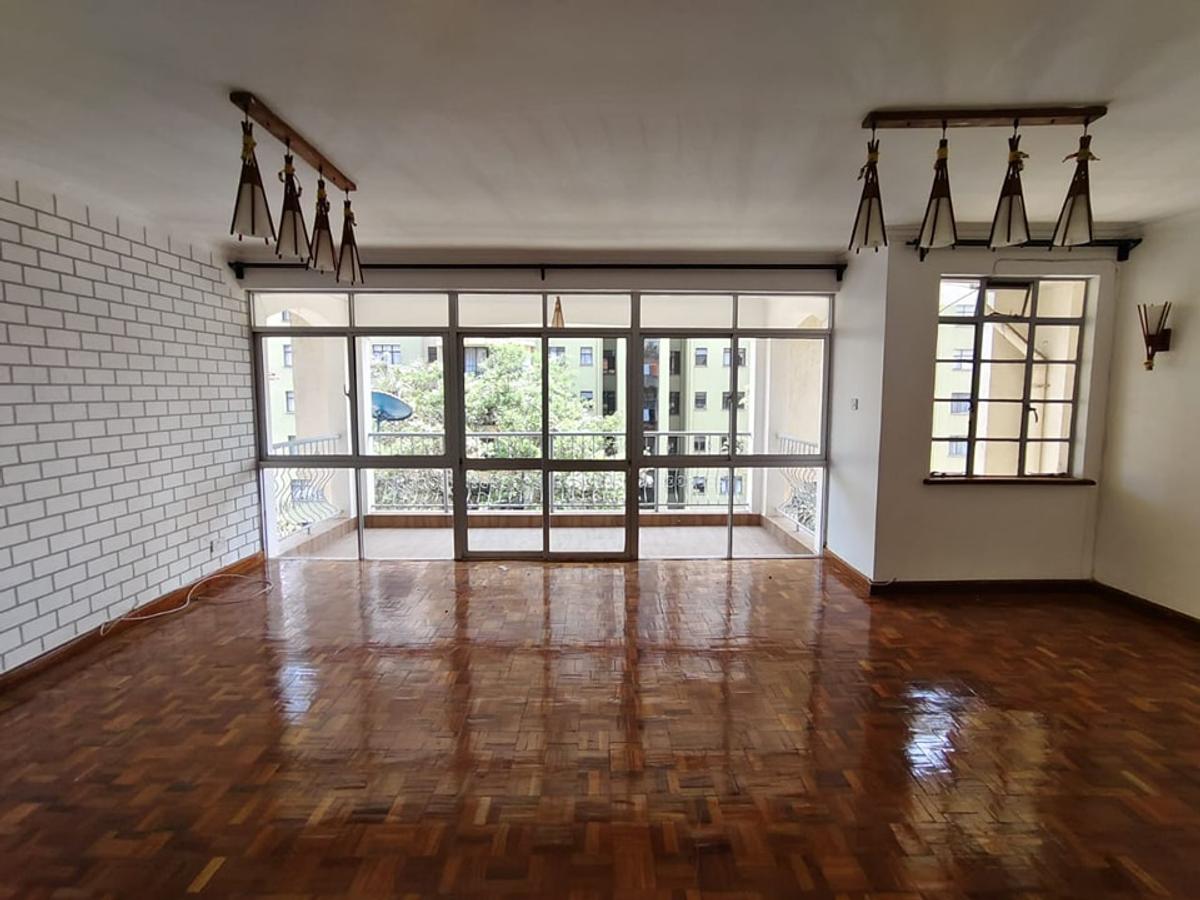 3 Bed Apartment with En Suite in Kilimani - 5