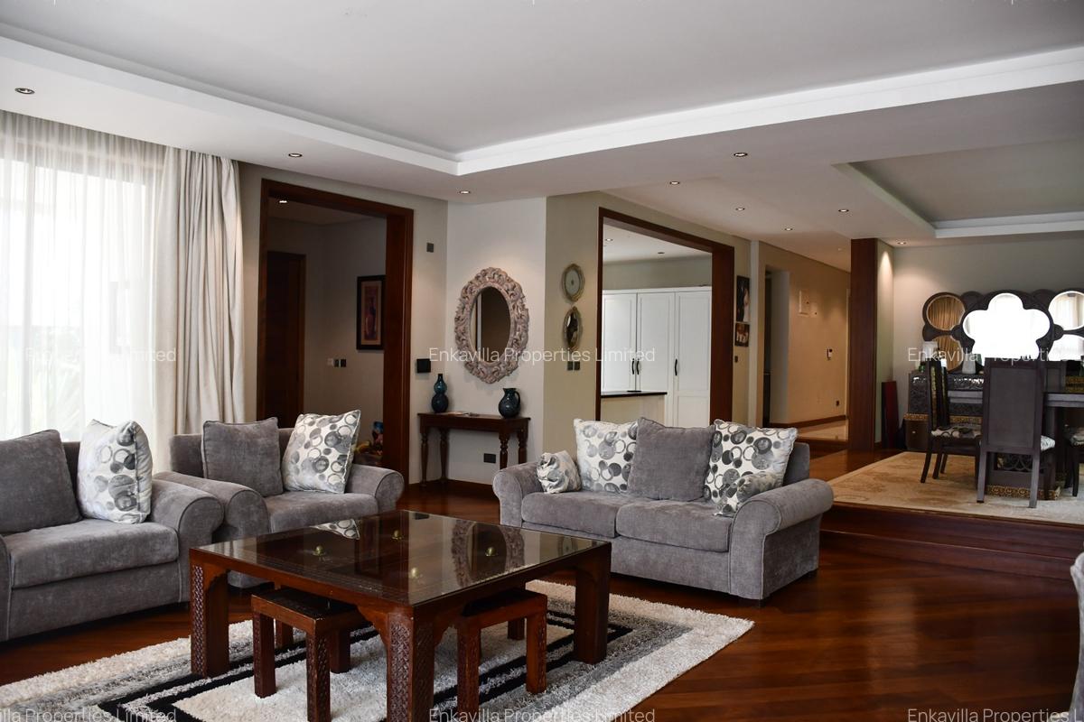 3 Bed House with En Suite at Karen - 4