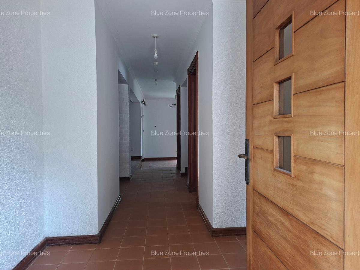 4 Bed Townhouse with En Suite at Off Peponi Rd - 12