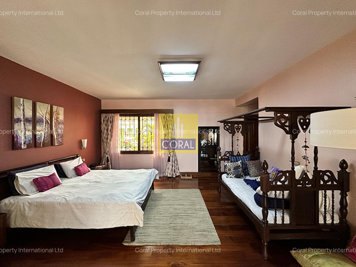 4 Bed Apartment in Parklands - 13