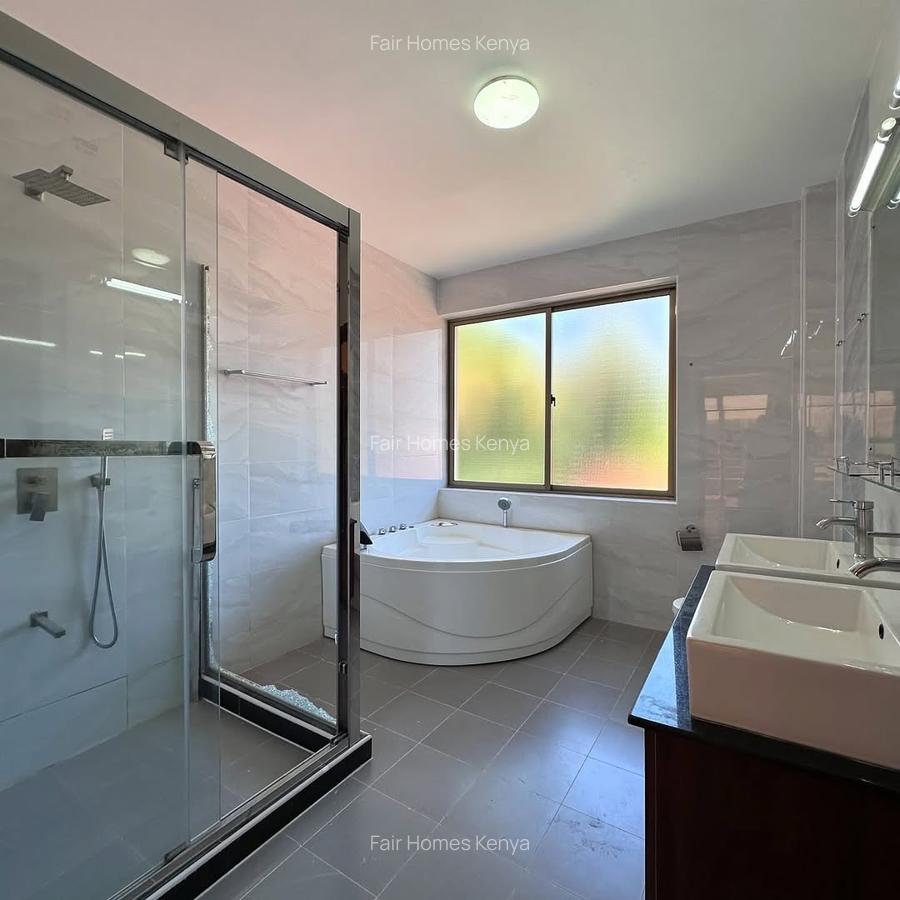 5 Bed Townhouse with En Suite at Chalbi Drive - 7