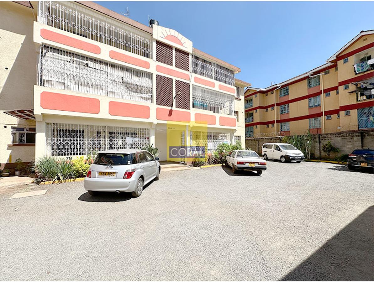 3 Bed Apartment in Parklands - 20