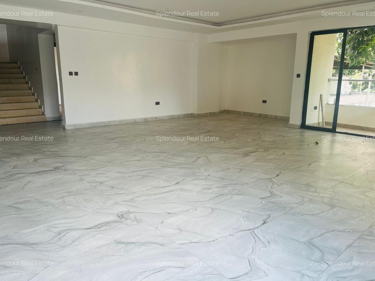 5 Bed Apartment with En Suite at 3Rd Parklands - 3
