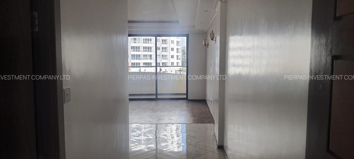 Serviced 3 Bed Apartment with En Suite in Kileleshwa - 19