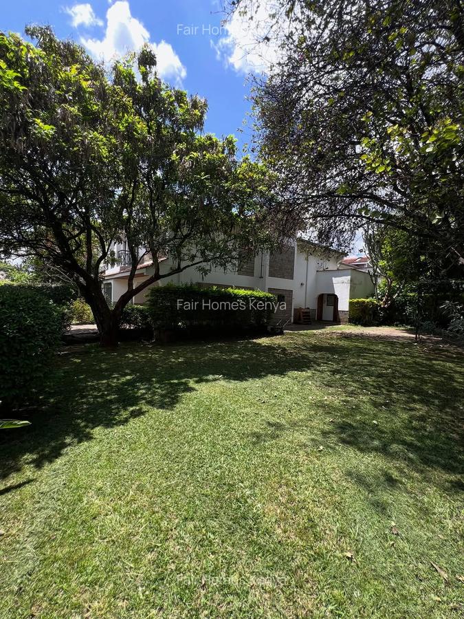 4 Bed Townhouse with En Suite at Lavington Green - 4