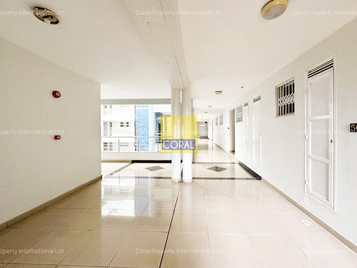 3 Bed Apartment with En Suite in Kileleshwa - 15
