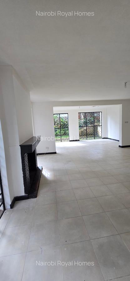 4 Bed Townhouse with En Suite at Lavington Road - 7