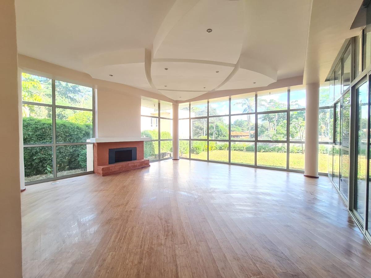 5 Bed Townhouse with En Suite at Karen - 9