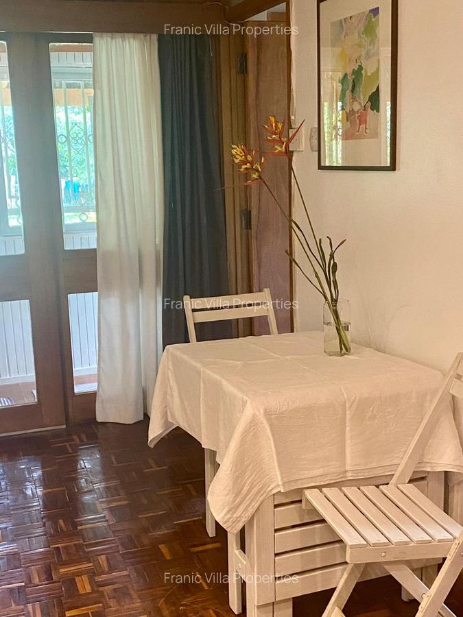 1 Bed House with Garden at Tate Close - 7