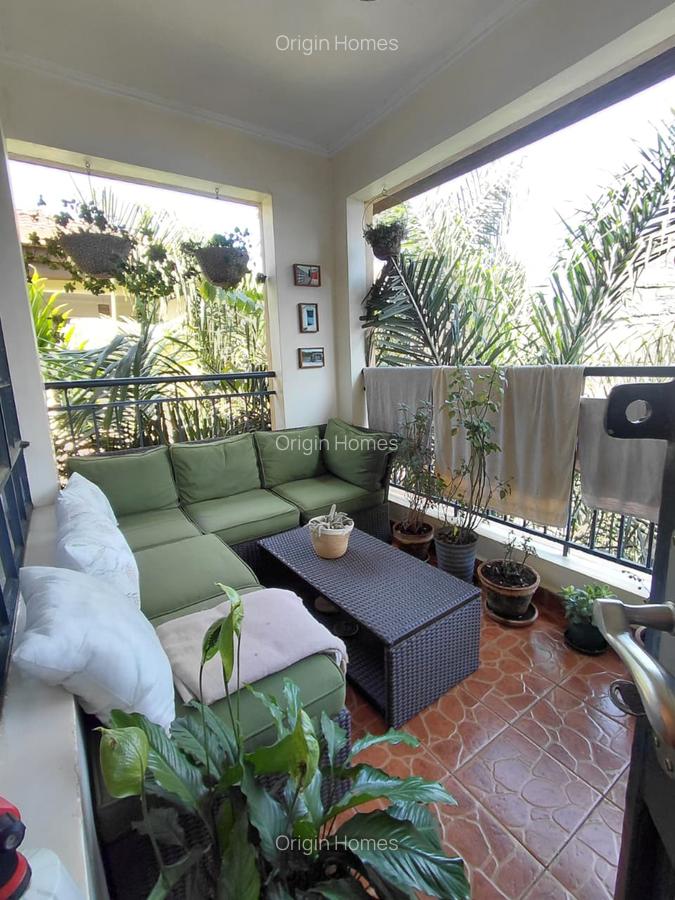 Serviced 2 Bed Apartment with En Suite in Westlands Area - 11