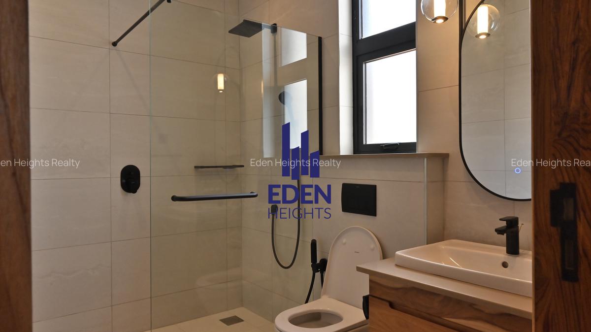 4 Bed Townhouse with En Suite in Loresho - 14