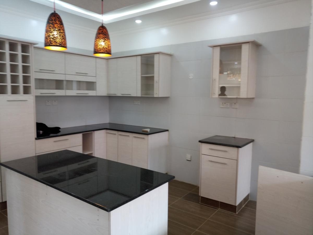 3 Bed Apartment with En Suite at Kilimani - 6