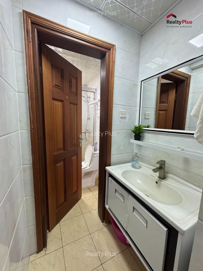 Serviced 3 Bed Apartment with En Suite at Rose Avenue - 7