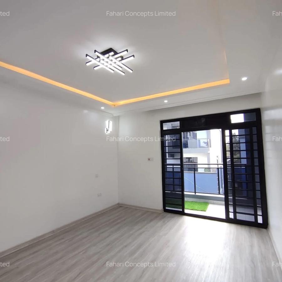 4 Bed Townhouse with En Suite at Mugutha - 12