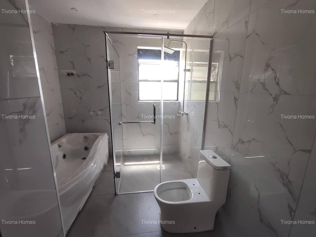 5 Bed House with En Suite in Ruiru - 2