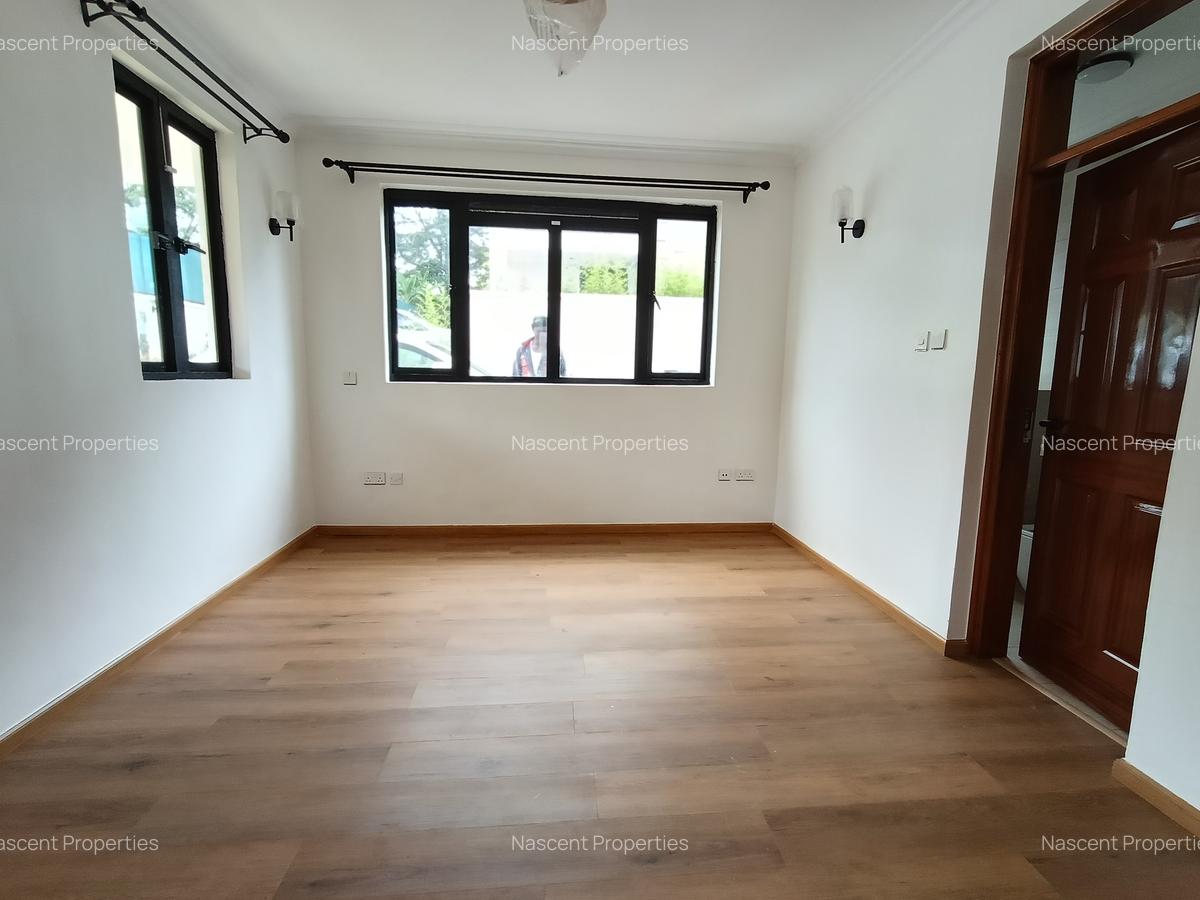 5 Bed House with En Suite in Kitisuru - 9