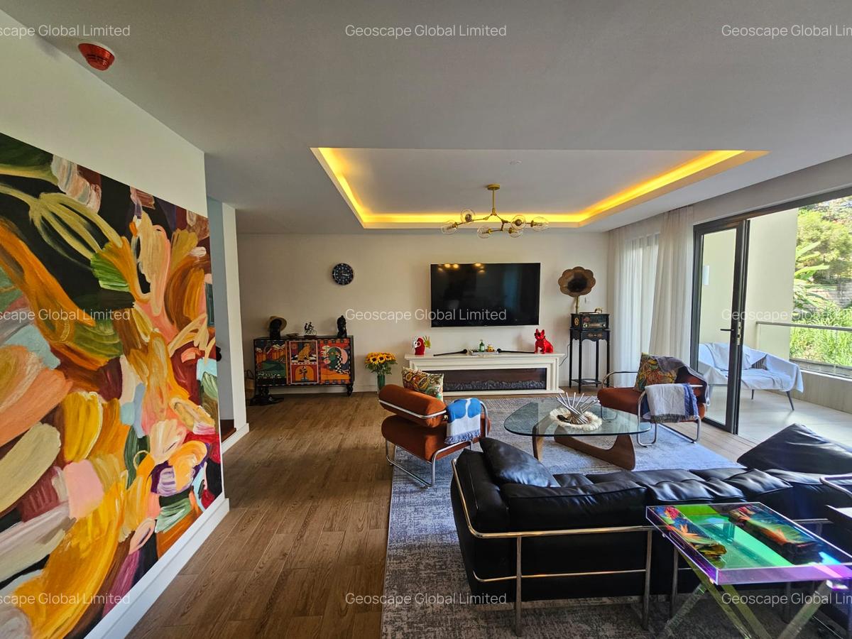 4 Bed Apartment with En Suite in Rosslyn - 12