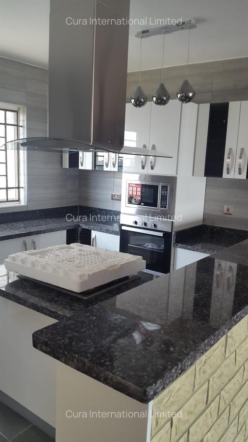 3 Bed Apartment in Kileleshwa - 12