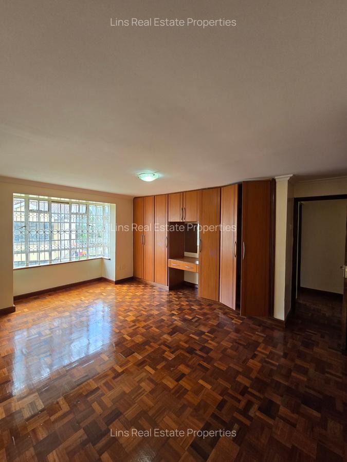4 Bed Townhouse with En Suite in Kileleshwa - 17