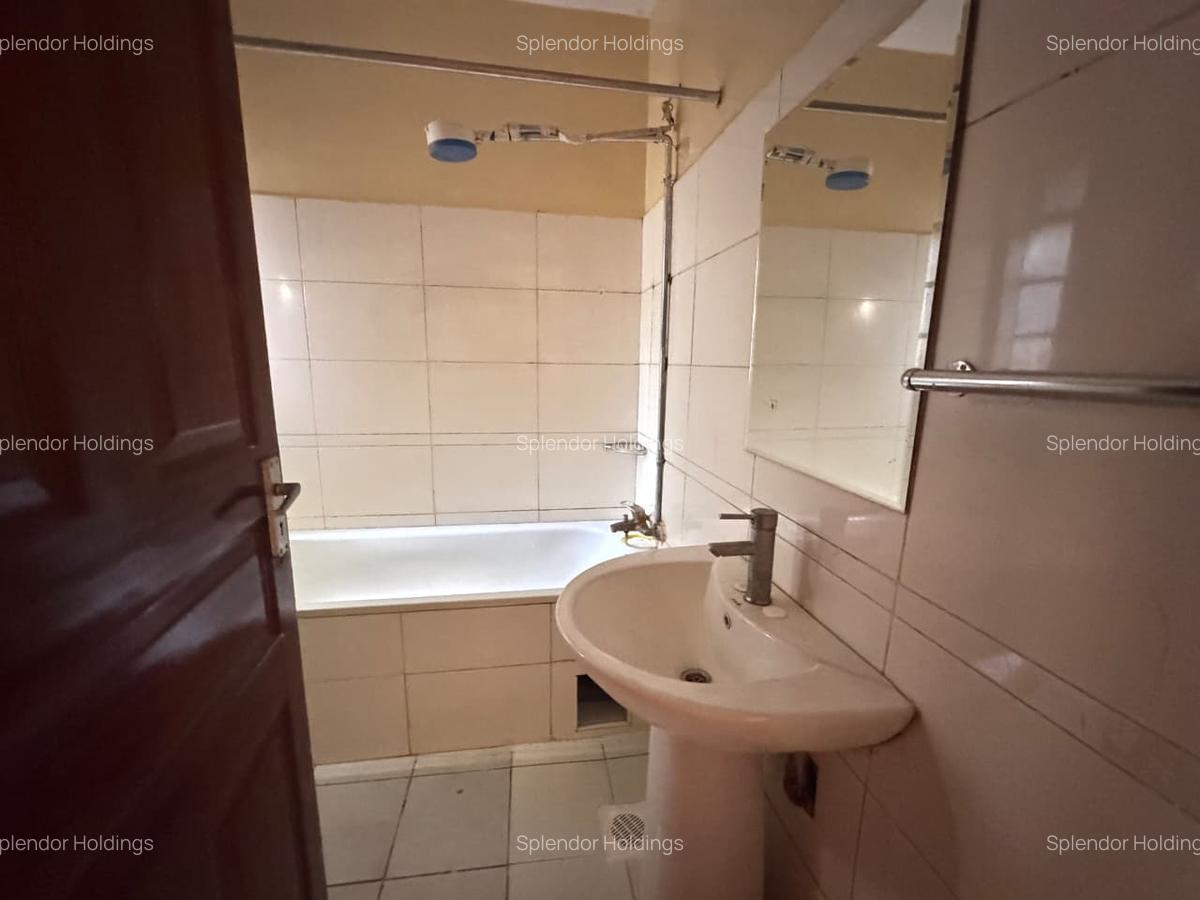3 Bed Apartment with En Suite in Lavington - 12