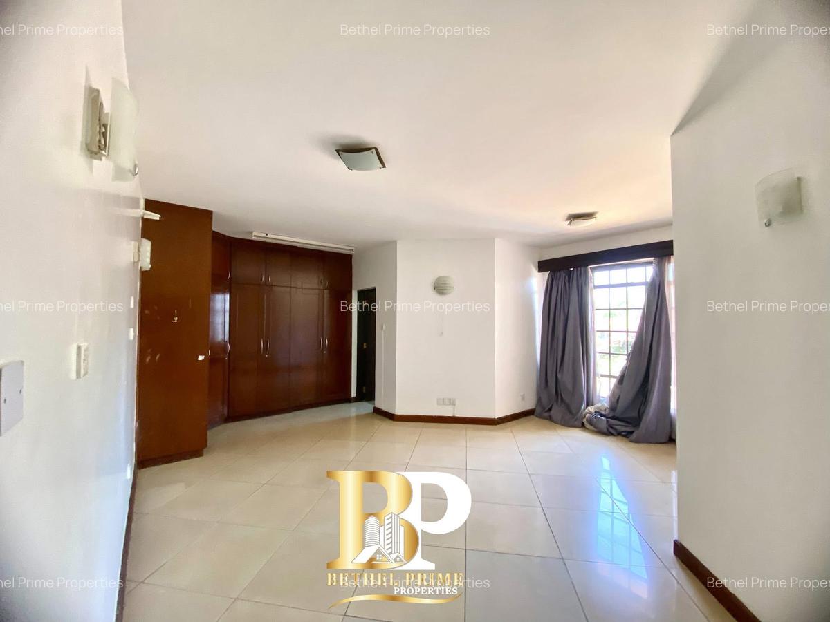 3 Bed Apartment with En Suite in General Mathenge - 5