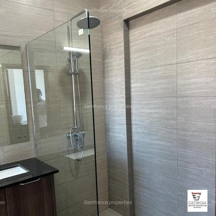 3 Bed Apartment with En Suite at Go Khart - 10