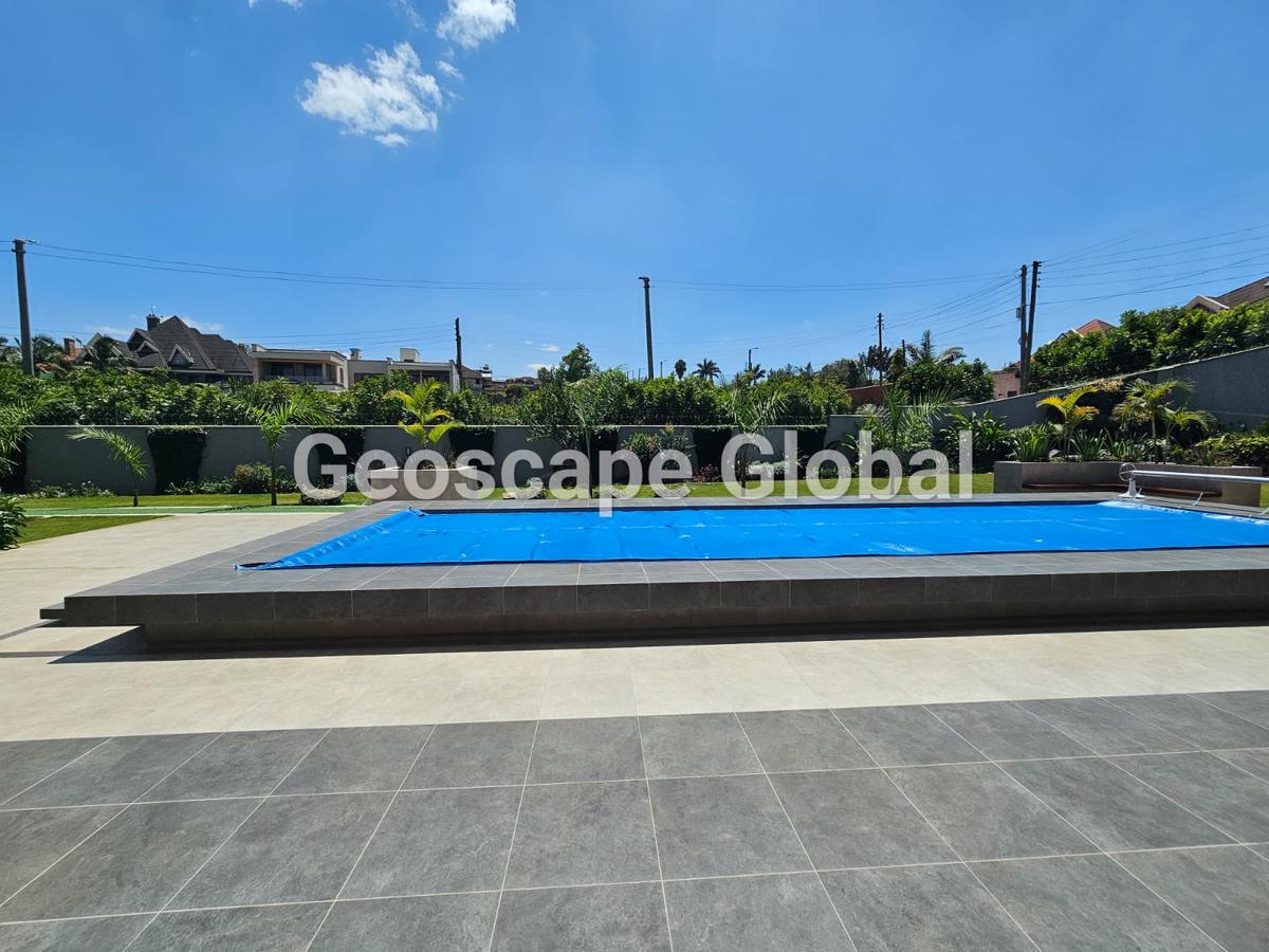 5 Bed House with En Suite in Runda - 6
