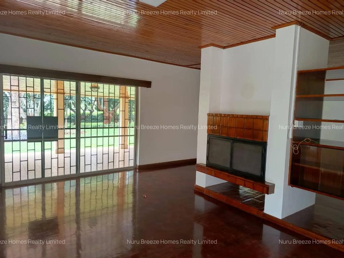 4 Bed House with En Suite in Runda - 4