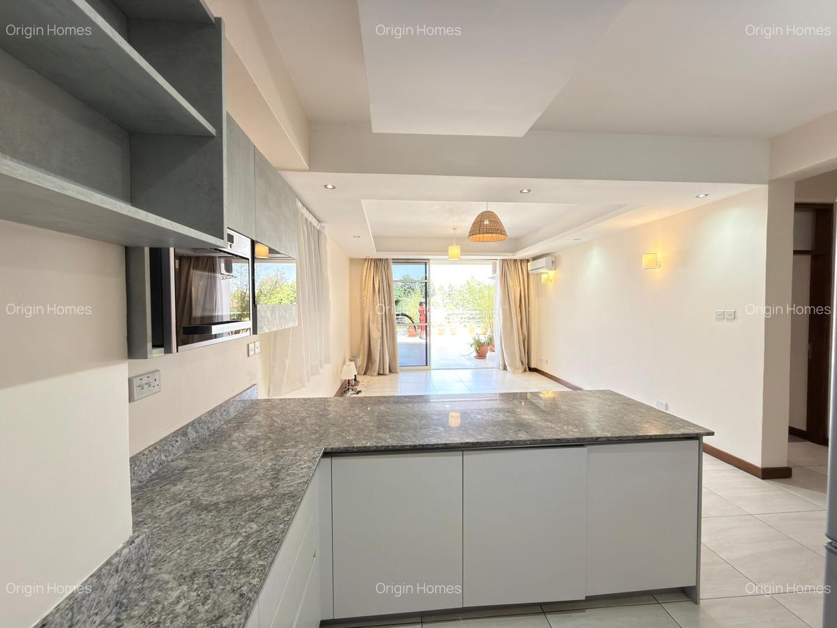 2 Bed Apartment with En Suite in Spring Valley - 5