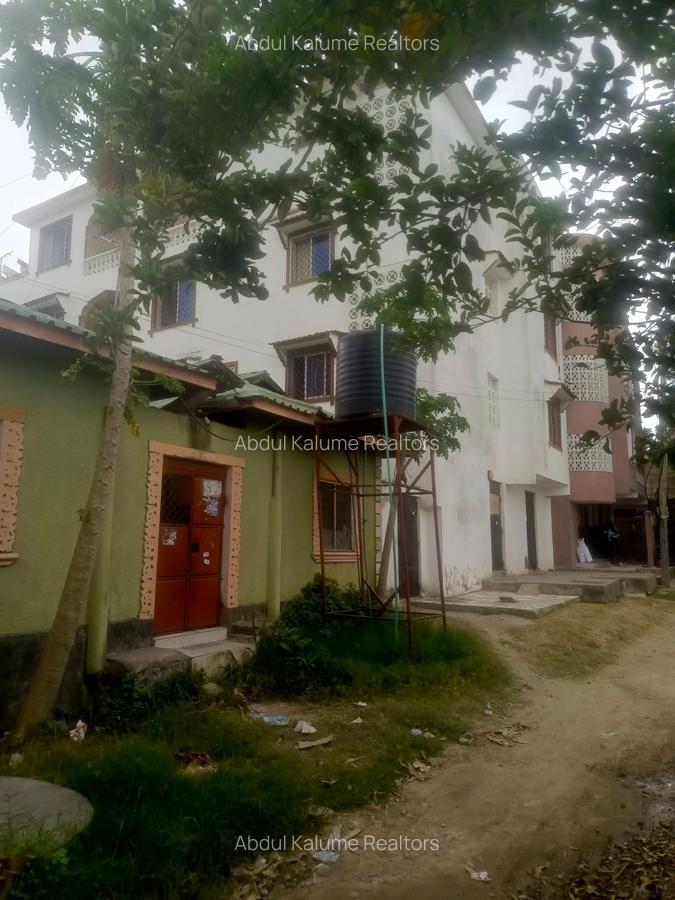 8 Bed House with Borehole at Bamburi - 5