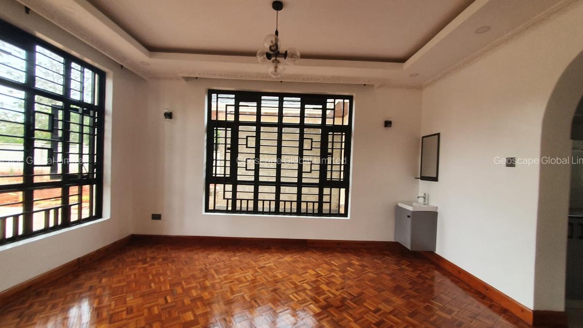 4 Bed House with En Suite in Karen - 11