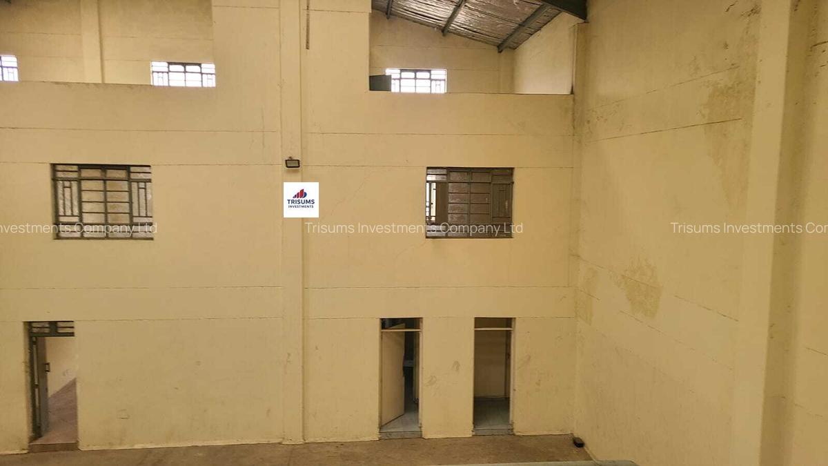 50,000 ft² Warehouse with Fibre Internet at Cabans - 15