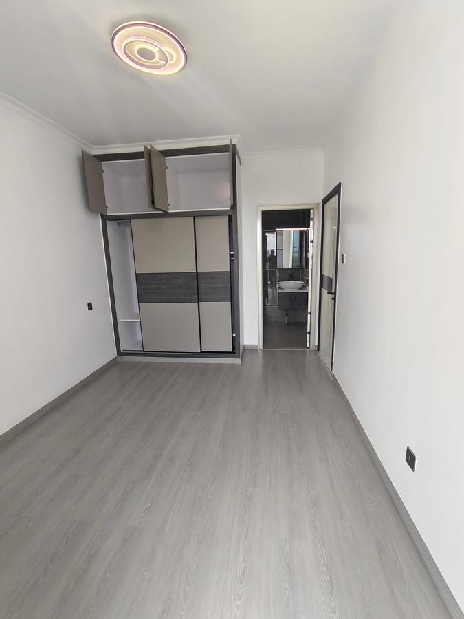 2 Bed Apartment with En Suite in Kilimani - 14