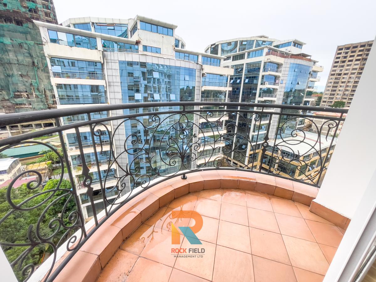 Furnished 3 Bed Apartment with En Suite in Parklands - 12