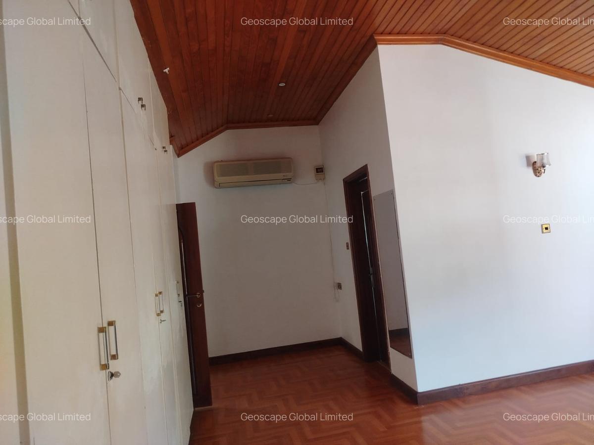 6 Bed House with En Suite in Gigiri - 8