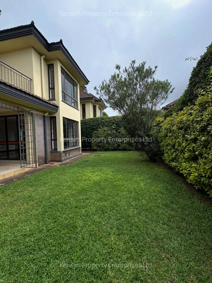 4 Bed Townhouse with En Suite in Runda - 1