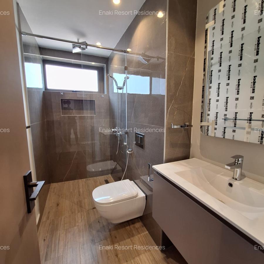 3 Bed Apartment with En Suite at Red Hill Road - 15