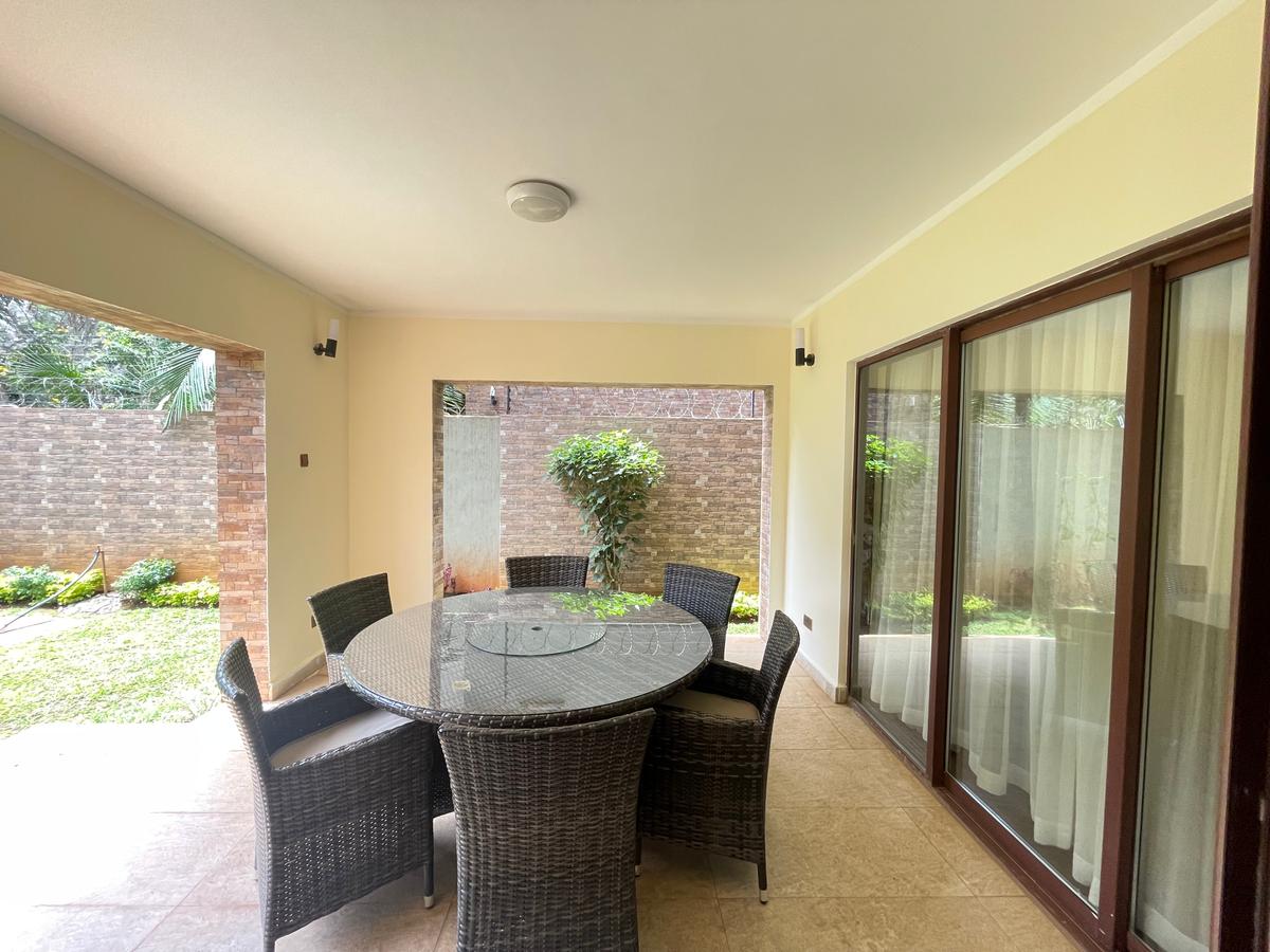 5 Bed Townhouse with En Suite in Lavington - 8