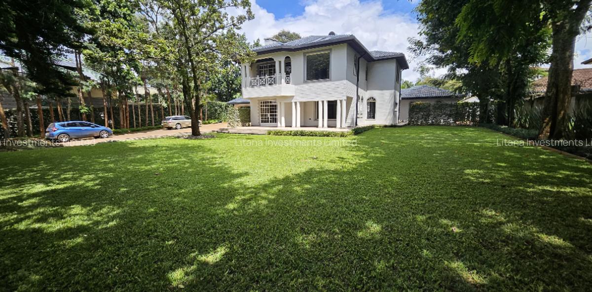 5 Bed House with En Suite at Old Runda - 1