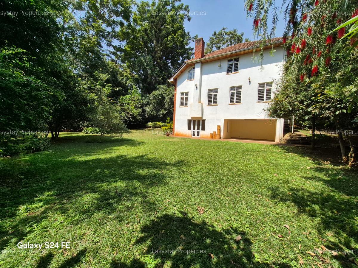 6 Bed House with En Suite in Rosslyn - 1