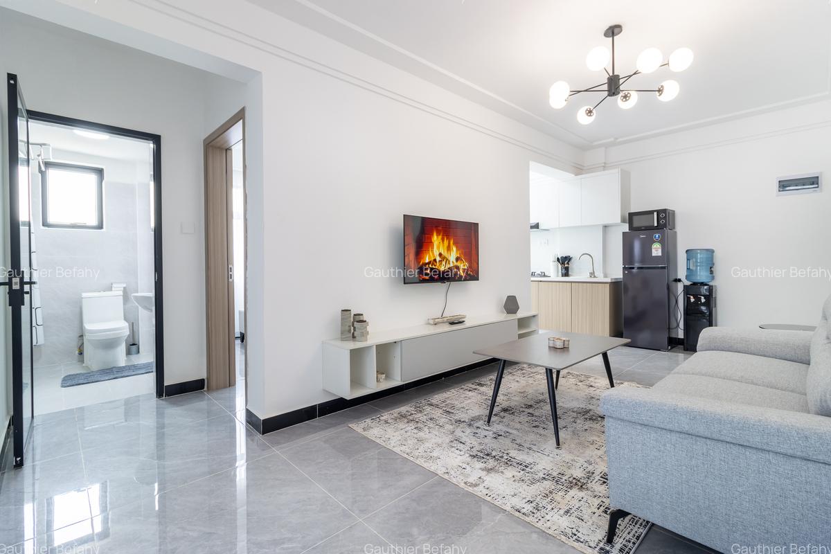 Furnished 2 Bed Apartment with En Suite at Chania Avenue - 3
