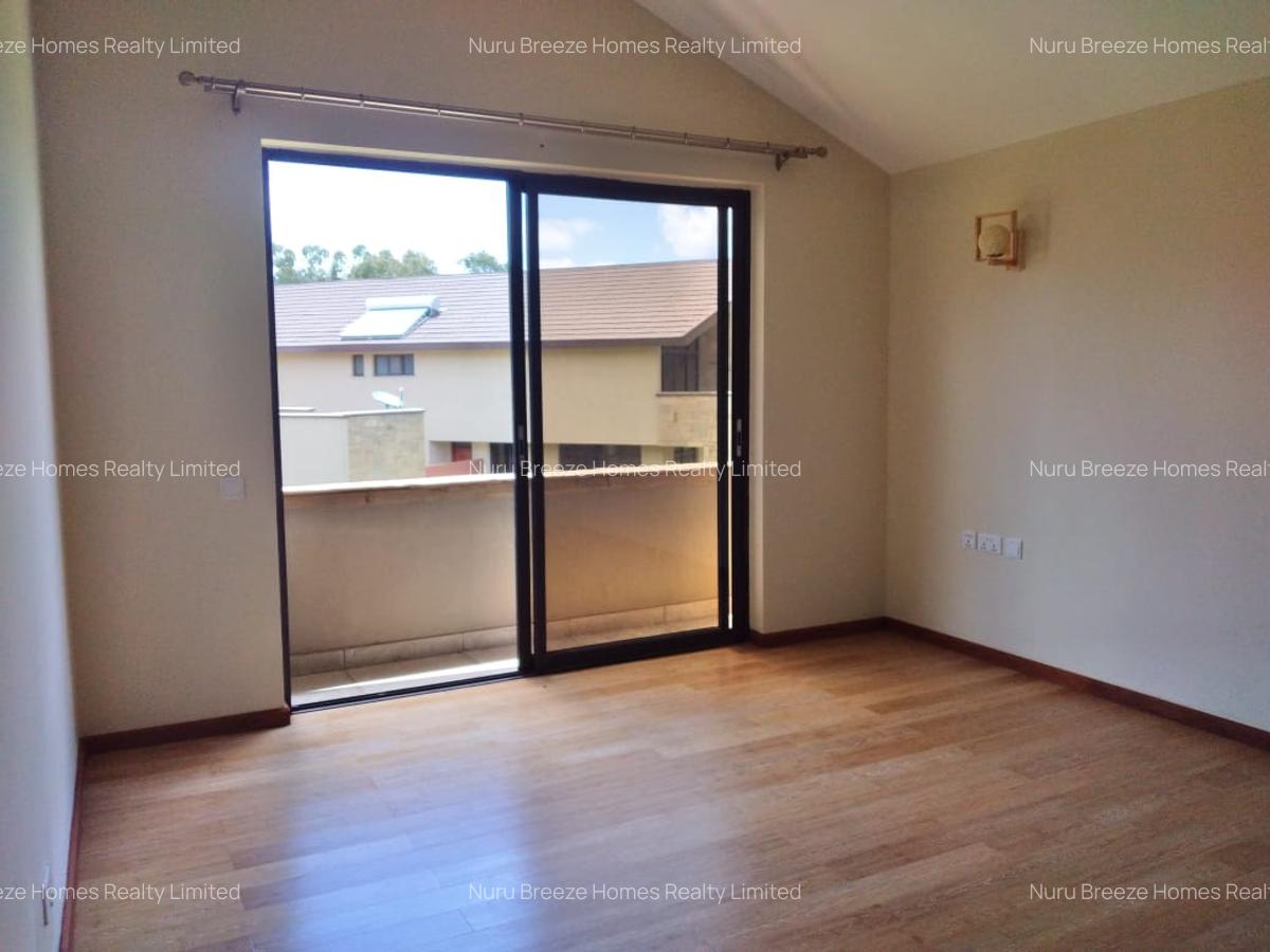 4 Bed Townhouse with En Suite in Karen - 10